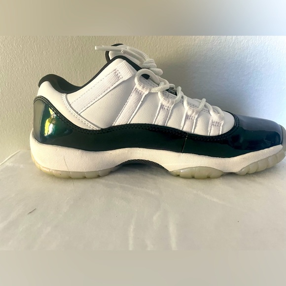 Jordan 11 retro - Picture 1 of 9